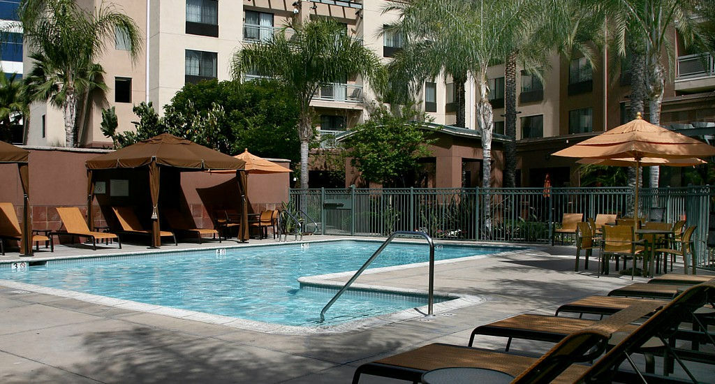 Courtyard Los Angeles Burbank Airport Extérieur photo